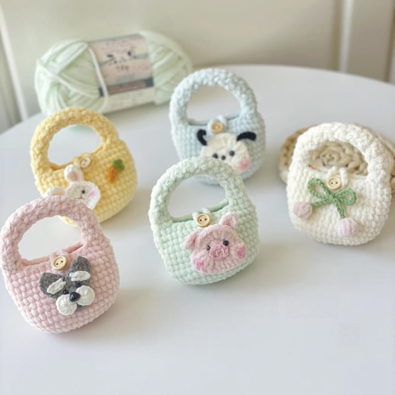 5in1 cute airpod case crochet pattern