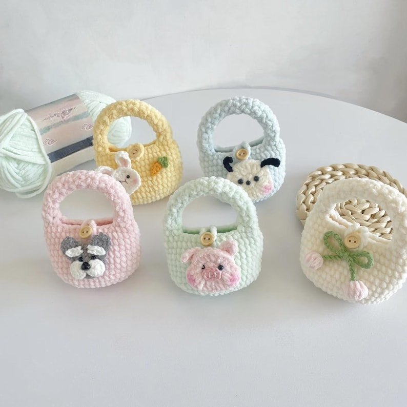 5in1 cute airpod case crochet pattern